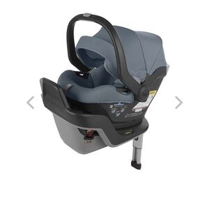 Uppababy Mesa Max Car Seat